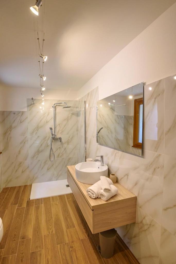 Maison Balu Apartments Torri Del Benaco Εξωτερικό φωτογραφία